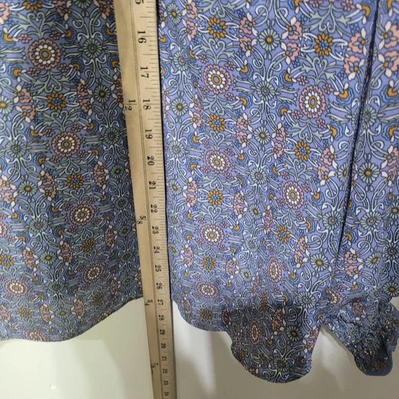 Max Studio Women's Crepe Shirtale Wrap Floral Print Surplice Blouse L - Picture 7 of 12